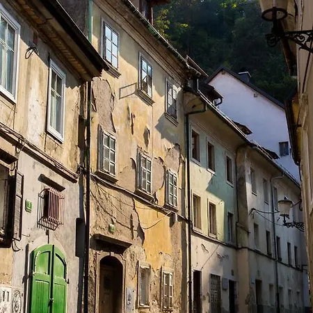 Sarka Apartman Ljubljana